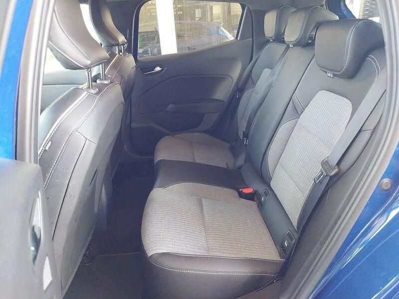 Usata Renault Clio V Techno 91 CV (66 kW) 2025 Blu Utilitaria