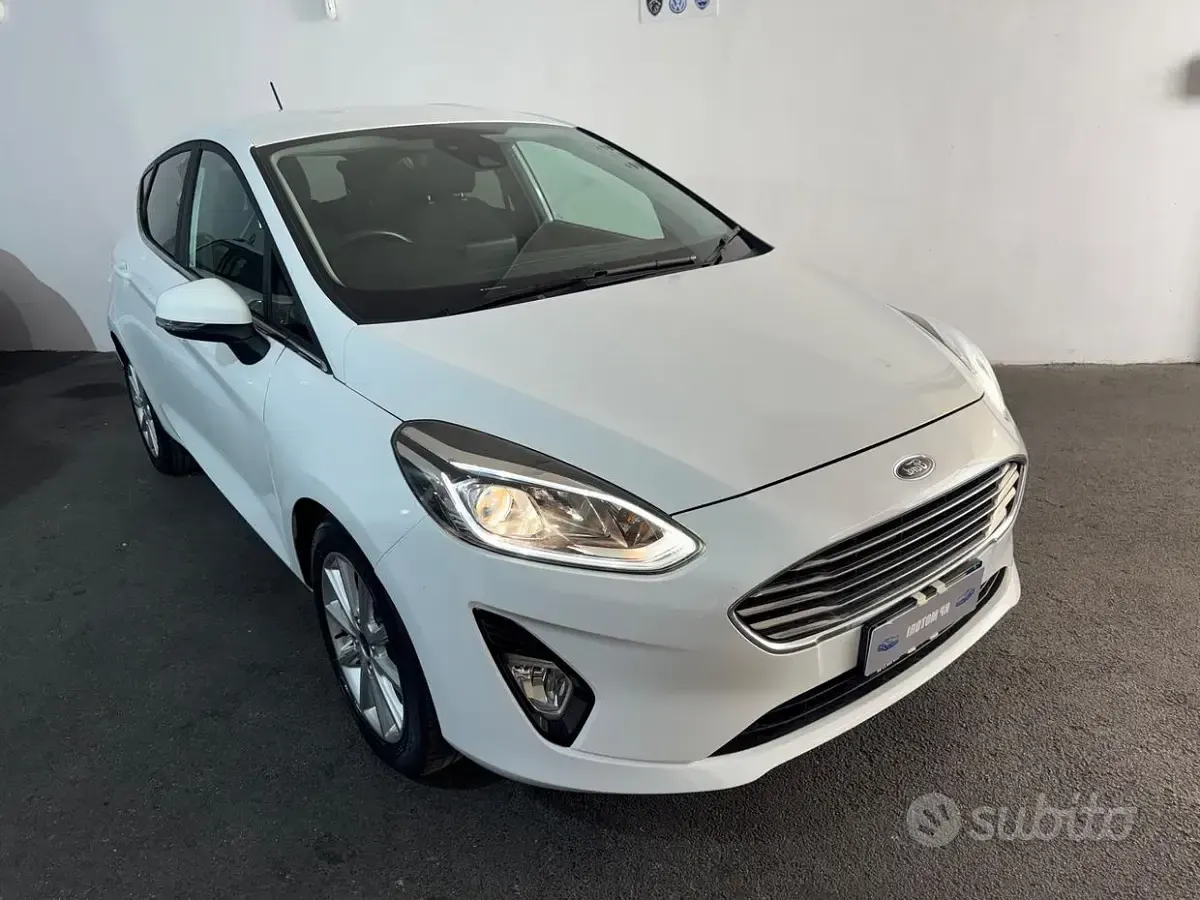 Begagnad Ford Fiesta ST-Line 86 HK (63 kW) 2019 Vit Halvkombi