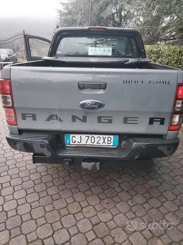 Usata Ford Ranger 170 CV (125 kW) 2022 Grigio Pick-up