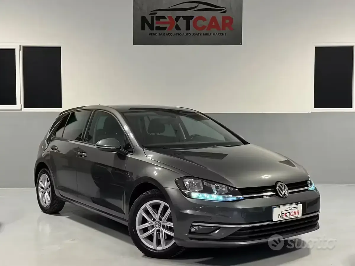 Używany VW Golf VII Sport 116 KM (85 kW) 2018 Szary Sedan/Limuzyna