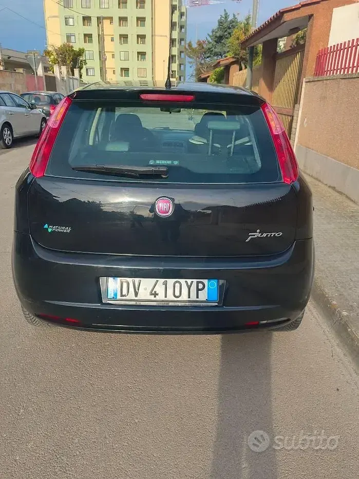 Usata Fiat Punto 77 CV (56 kW) 2009 Utilitaria
