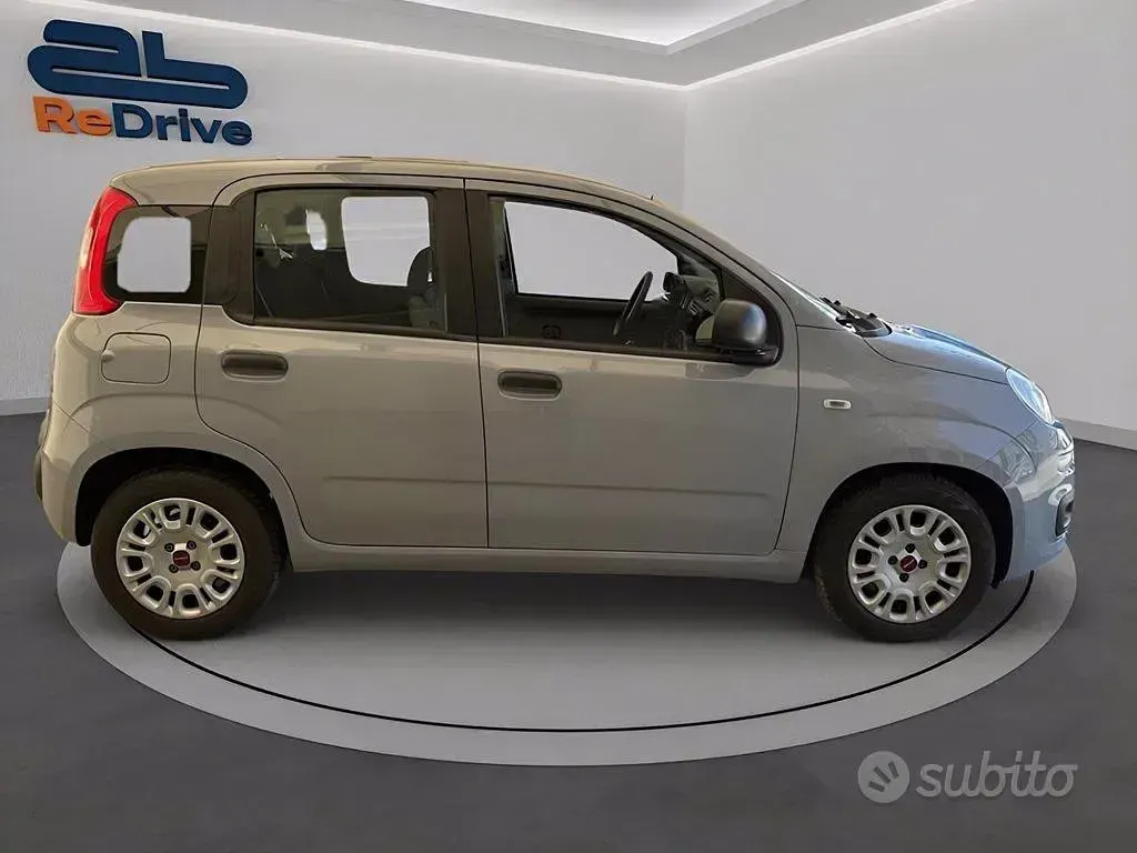 Usata Fiat Panda S 70 CV (51 kW) 2022 Grigio urano Utilitaria