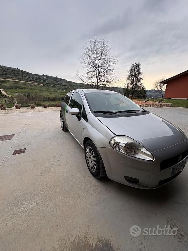 Usata Fiat Punto 2010 Grigio Utilitaria