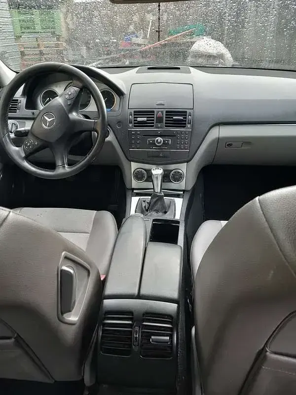 Usata Mercedes C220 Avantgarde 170 CV (125 kW) 2007 Berlina
