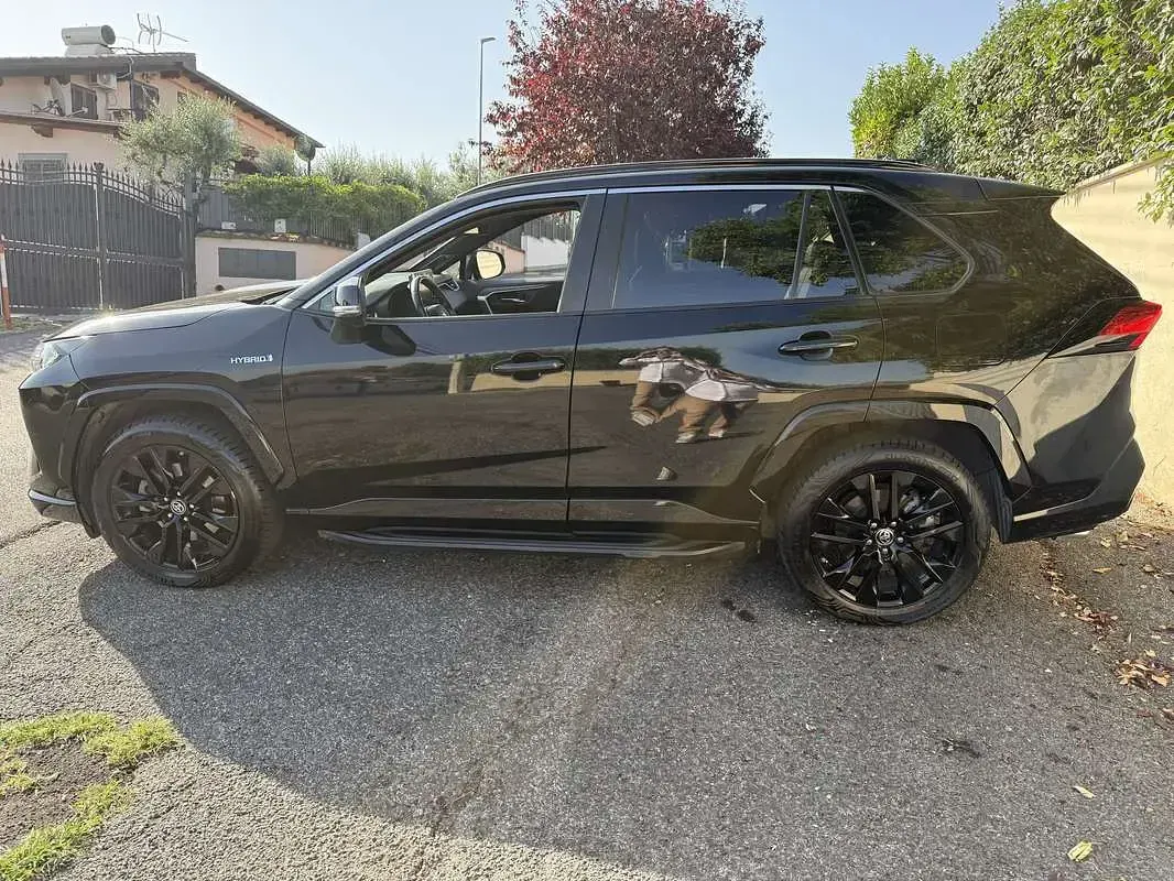 Usata Toyota RAV4 Hybrid Edition 245 CV (180 kW) 2021 SUV