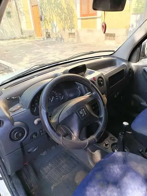 Usata Peugeot Partner 90 CV (66 kW) 2006 Bianco Monovolume