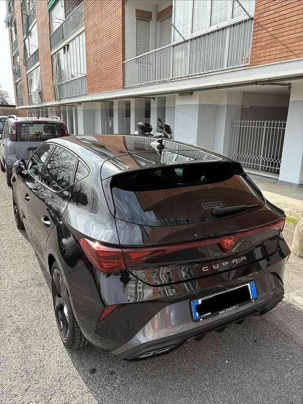 Usata Cupra Leon 150 CV (110 kW) 2024 Berlina