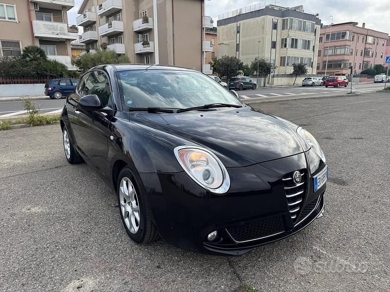 Usata Alfa Romeo MiTo Distinctive 95 CV (69 kW) 2013 Nero Utilitaria