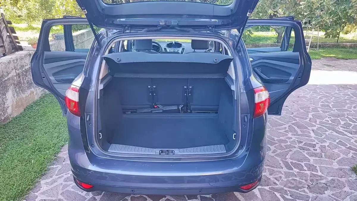 Usata Ford C-MAX Titanium 116 CV (85 kW) 2011 Grigio Monovolume