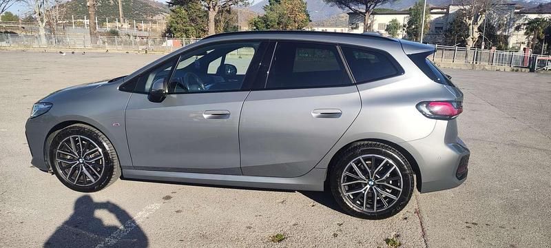 Usata BMW 218 Active Tourer M Sport 150 CV (110 kW) 2024 Grigio Monovolume
