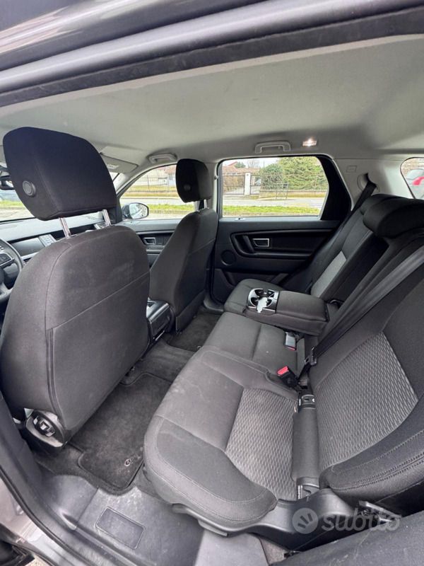 Usata Land Rover Discovery Sport Pure 150 CV (110 kW) 2016 Grigio SUV