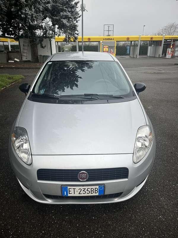 Usata Fiat Punto 69 CV (50 kW) 2013 Berlina