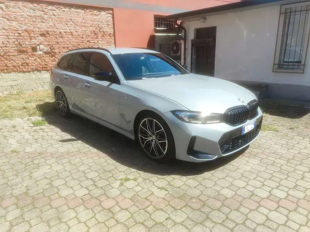 Usata BMW 320 M Sport 190 CV (139 kW) 2024 Grigio Station wagon