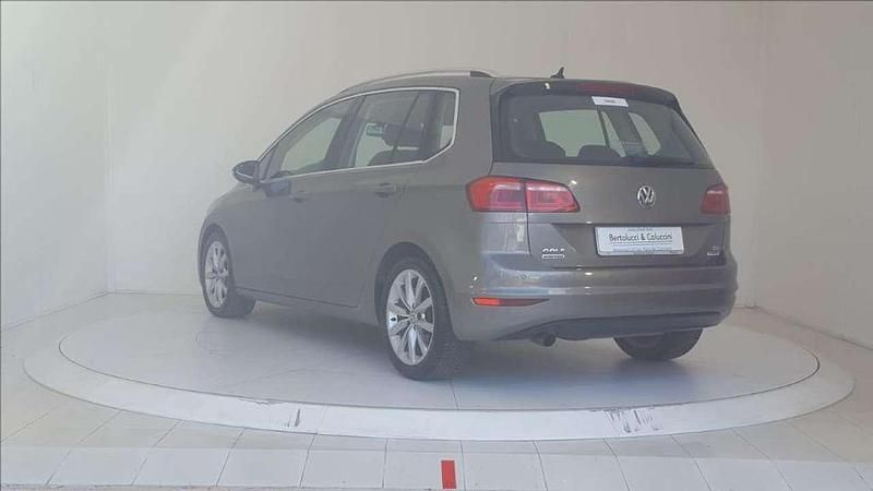 Usata VW Golf VII Executive 110 CV (80 kW) 2016 Grigio metallizzato Utilitaria