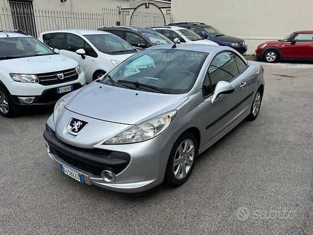 Usata Peugeot 207 CC 110 CV (80 kW) 2007 Grigio Cabrio