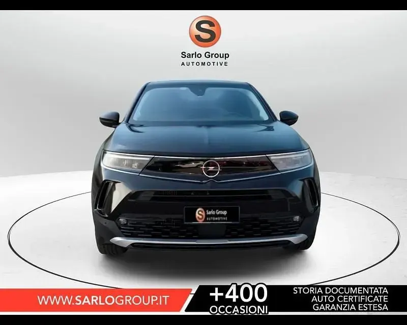 Usata Opel Mokka 101 CV (74 kW) 2023 Argento SUV