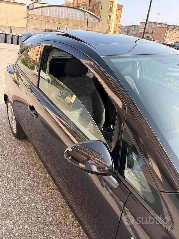 Usata Opel Corsa Sport 2011 Nero Utilitaria