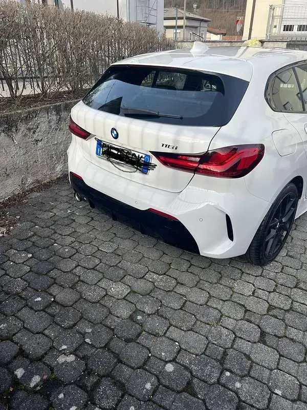 Usata BMW 116 M Sport 109 CV (80 kW) 2023 Bianco Utilitaria