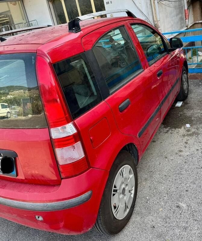 Usata Fiat Panda 69 CV (50 kW) 2011 Rosso Utilitaria