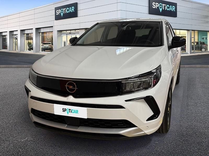 Usata Opel Grandland X Business Elegance 131 CV (96 kW) 2024 Bianco SUV