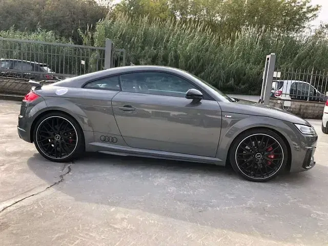 Usata Audi TT Competition 245 CV (180 kW) 2021 Grigio Utilitaria
