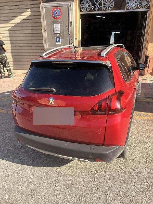 Usata Peugeot 2008 99 CV (72 kW) 2016 SUV
