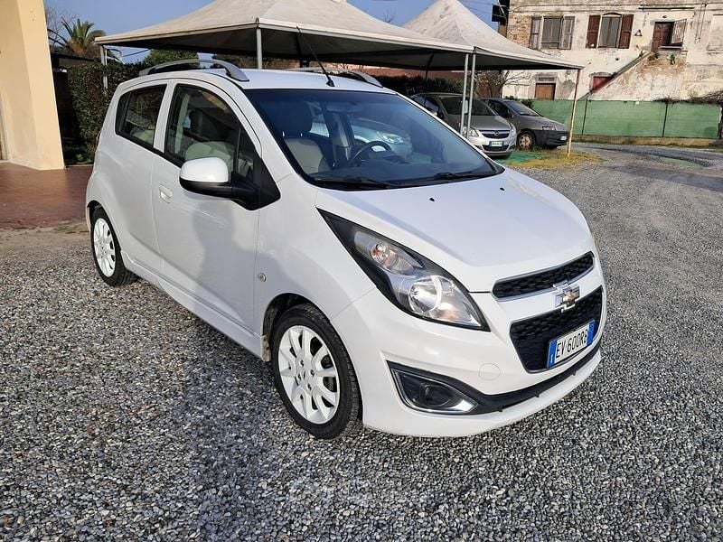 Usata Chevrolet Spark LTZ 68 CV (50 kW) 2014 Bianco Utilitaria