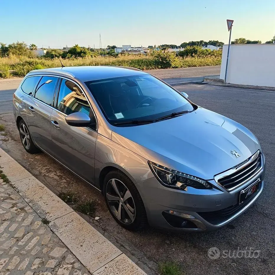 Usata Peugeot 308 GT-line 120 CV (88 kW) 2015 Grigio Station wagon