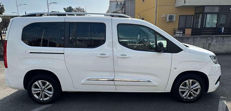 Usata Toyota Proace City City 131 CV (96 kW) 2022 Bianco Monovolume