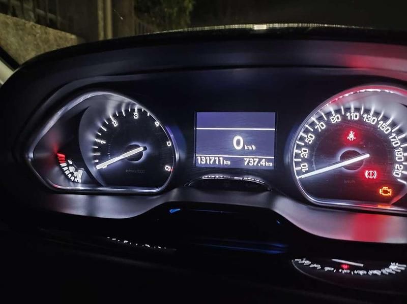 Usata Peugeot 208 Allure 115 CV (84 kW) 2012 Blu/azzurro Utilitaria