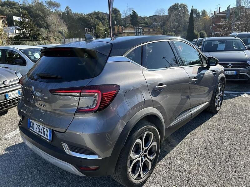 Usata Renault Captur Intens 101 CV (74 kW) 2023 Grigio SUV