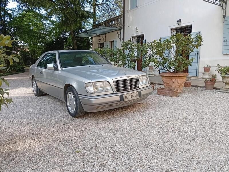 Usata Mercedes 200 122 CV (89 kW) 1995 Coupé