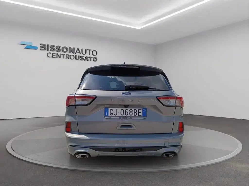 Usata Ford Kuga ST-Line 120 CV (88 kW) 2022 Argento SUV