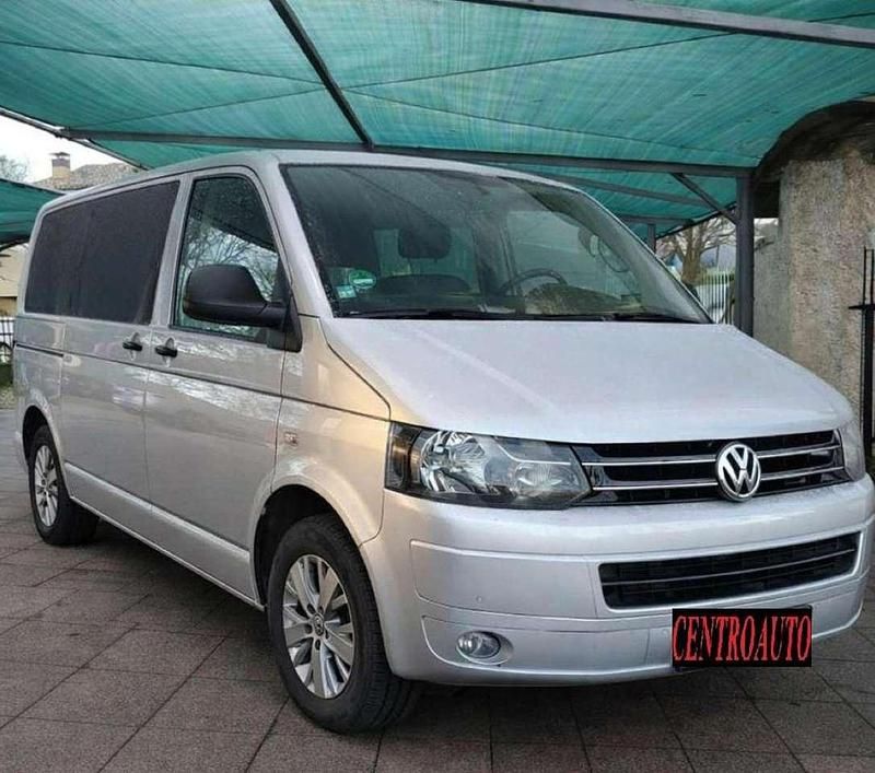 Usata VW T5 140 CV (102 kW) 2014 Argento Furgone