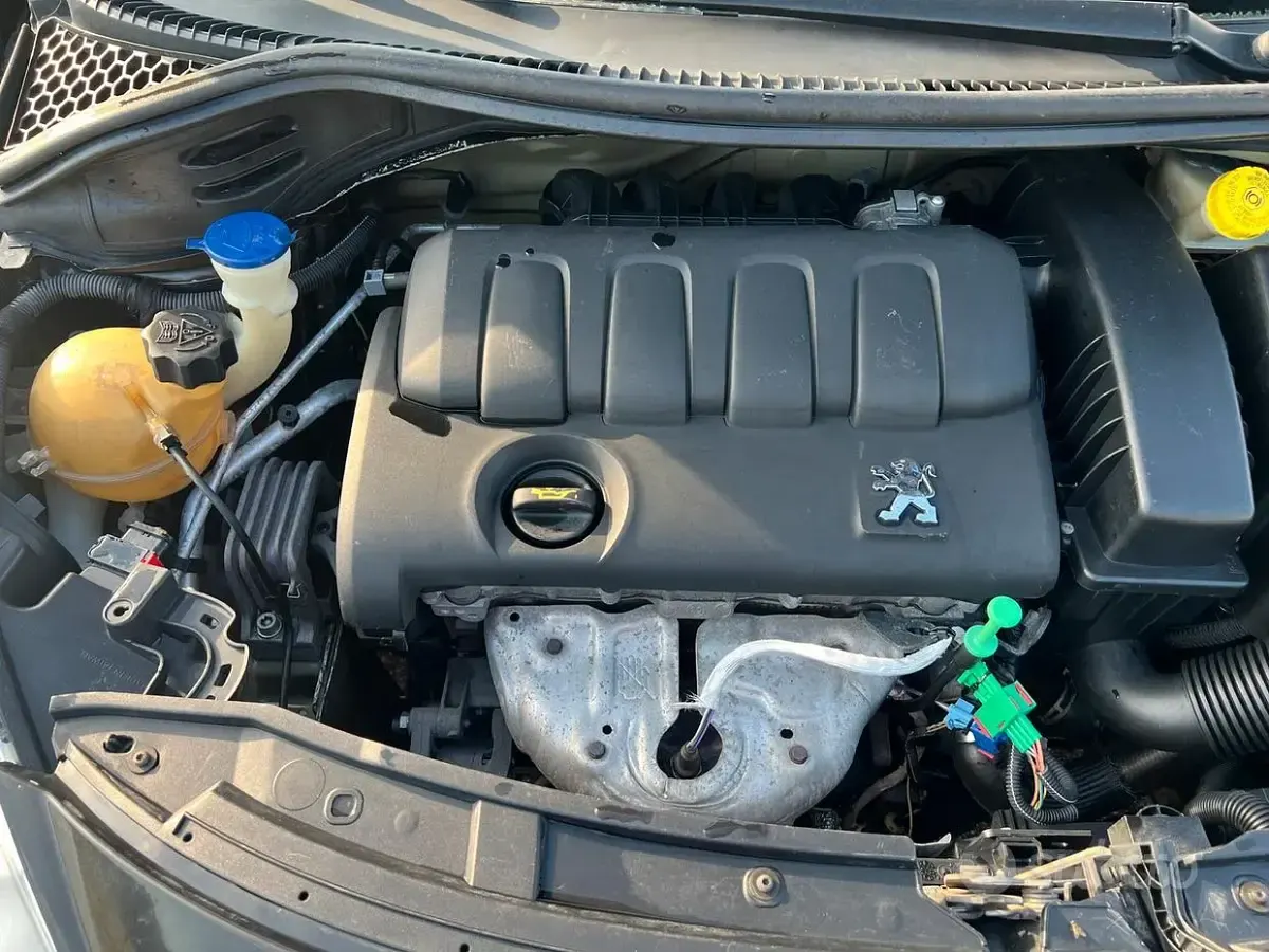 Usata Peugeot 207 88 CV (64 kW) 2006 Nero Berlina