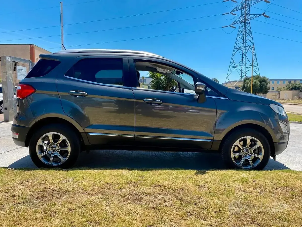 Usata Ford Ecosport Titanium 99 CV (72 kW) 2018 Grigio SUV