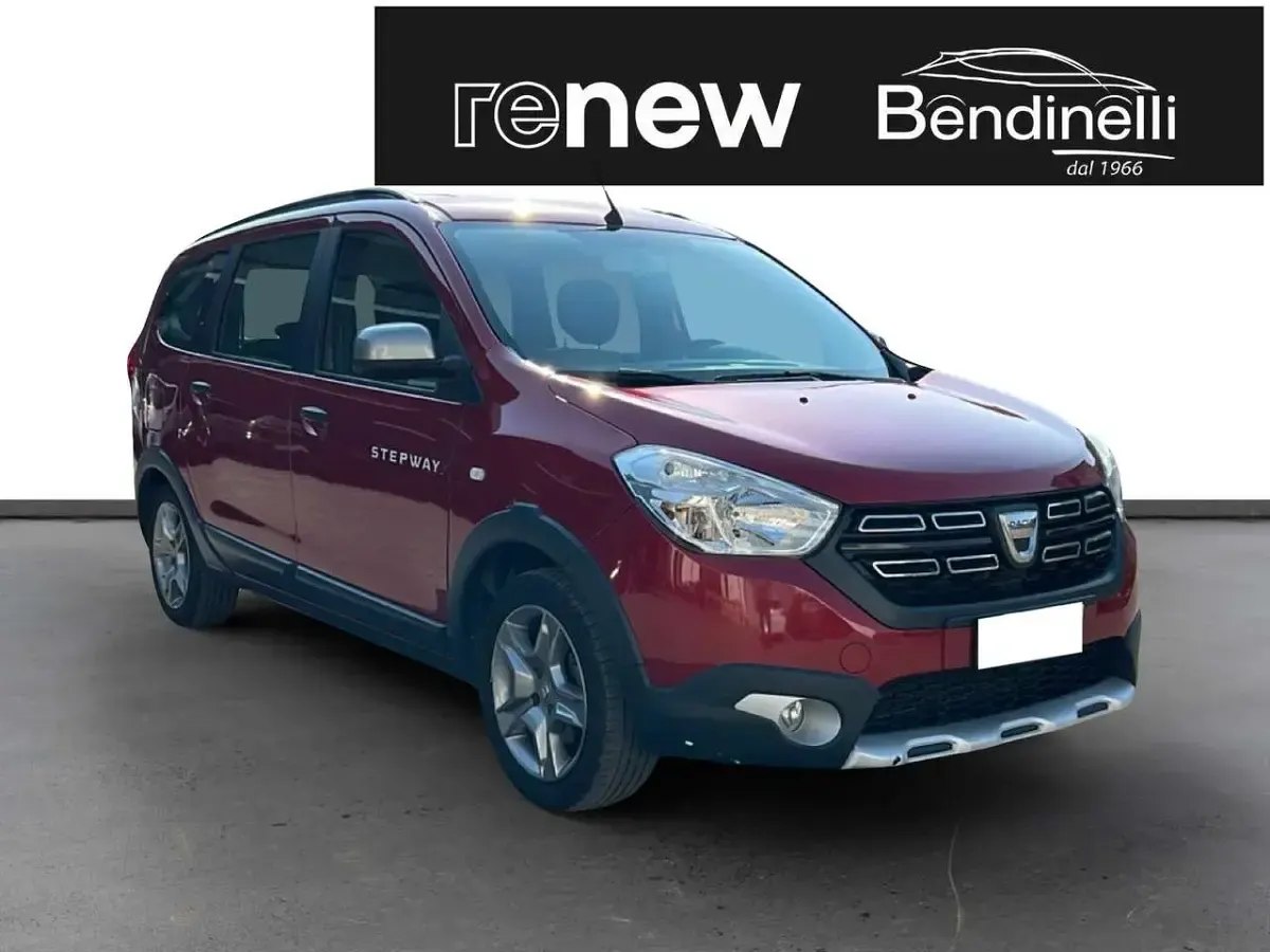 Usata Dacia Lodgy Comfort 116 CV (85 kW) 2021 Rosso Monovolume