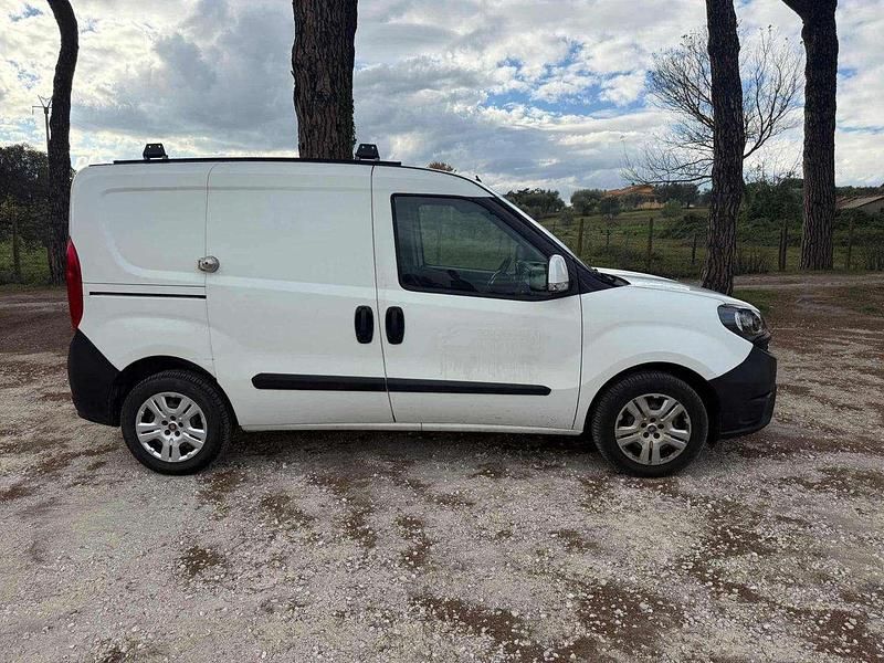 Usata Fiat Doblò S 95 CV (69 kW) 2019 Bianco Monovolume