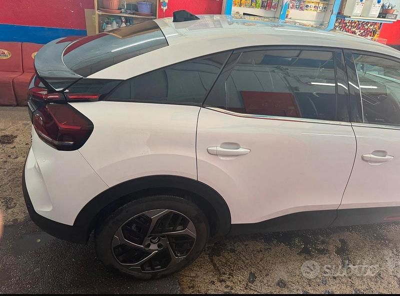 Bianco Usata 2023 Citroën C4 Feel Tre volumi | 15.500 € (Ottimo prezzo) - Immagine 1/4