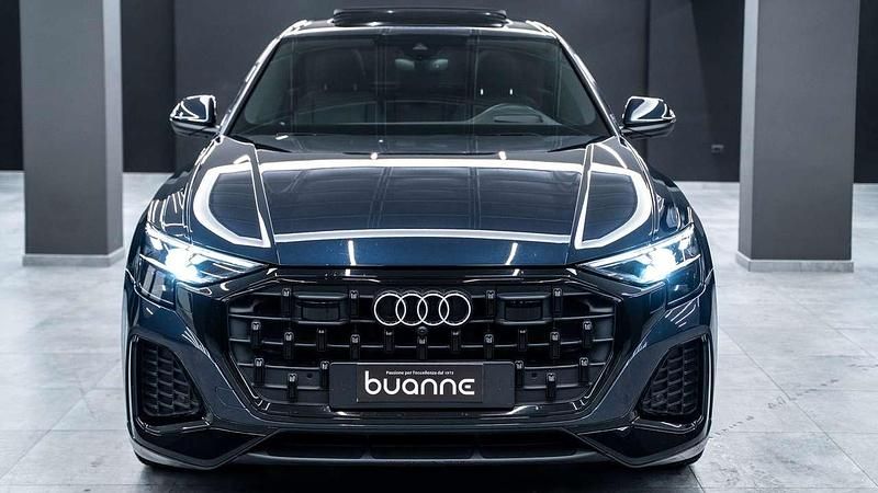 Usata Audi Q8 S-Line 286 CV (210 kW) 2025 Blu ascari metall perlato SUV