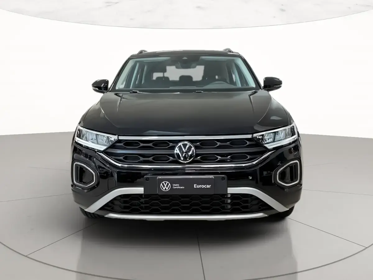 Usata VW T-Roc Life 150 CV (110 kW) 2025 Deep black perlato SUV
