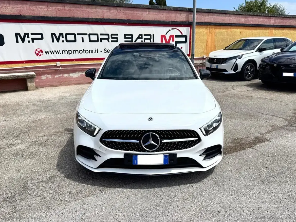 Usata Mercedes A200 AMG line 150 CV (110 kW) 2021 Bianco Berlina