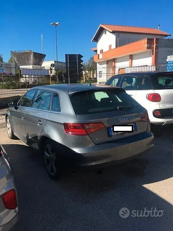 Usata Audi A3 Business 105 CV (77 kW) 2014 Grigio Berlina
