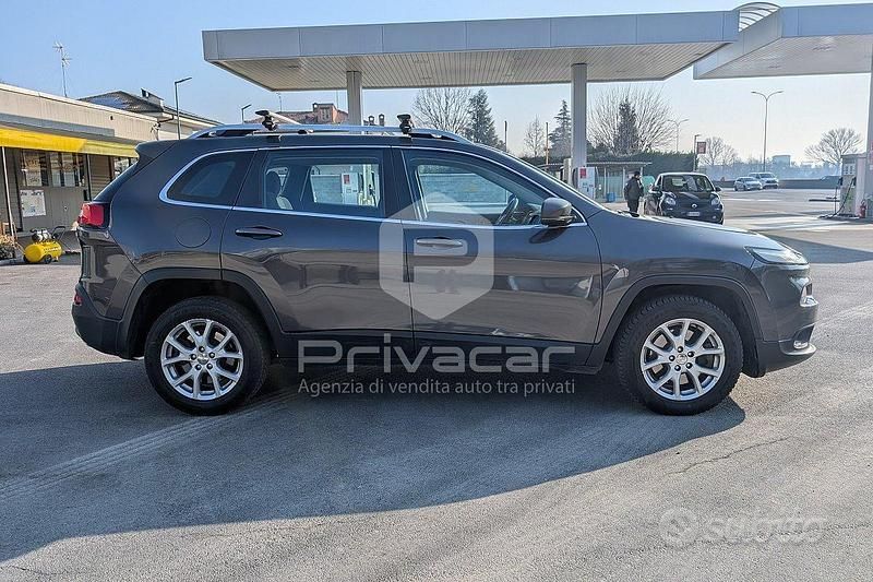 Usata Jeep Cherokee Longitude 185 CV (136 kW) 2015 Grigio SUV