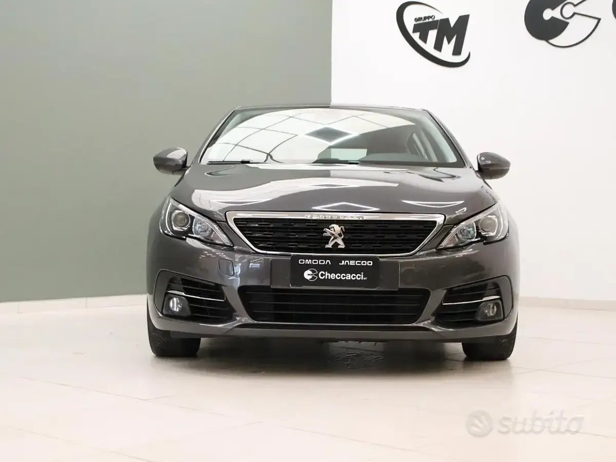 Usata Peugeot 308 Active 131 CV (96 kW) 2021 Grigio Berlina