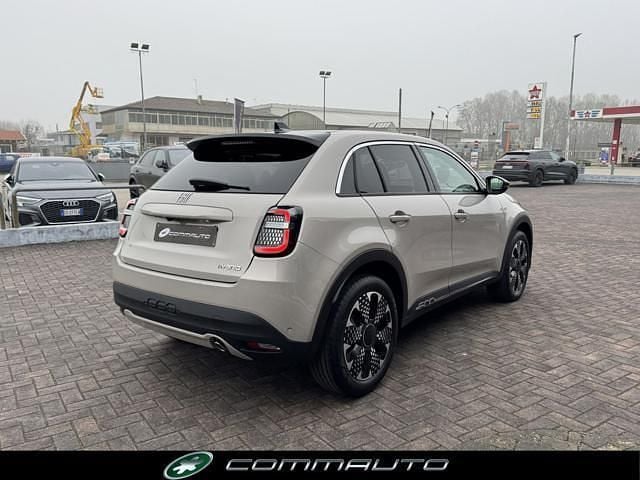 Usata Fiat 600 La Prima 101 CV (74 kW) 2024 Beige SUV