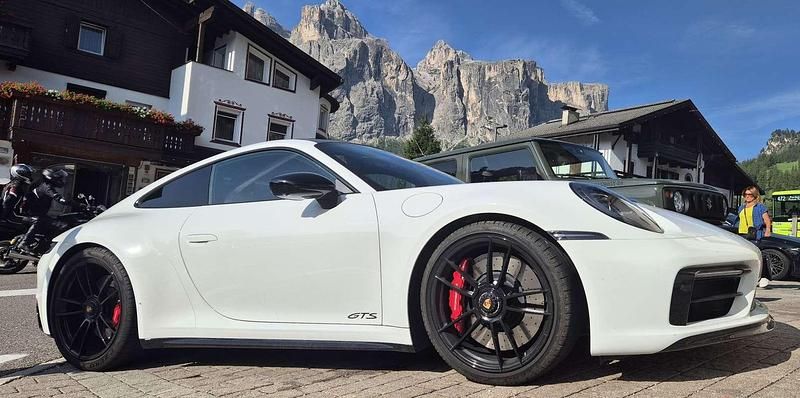 Usata 2021 Porsche 911 Carrera 4 GTS Coupé | 150.000 € (Super prezzo) - Immagine 1/4