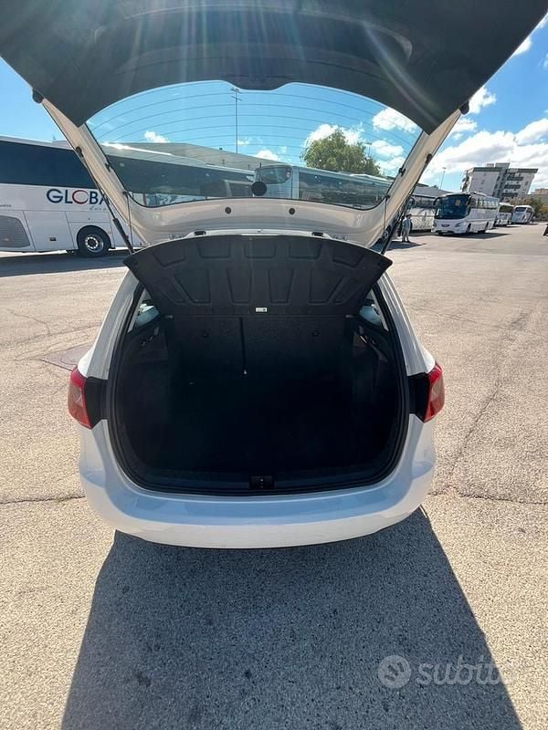 Usata Seat Ibiza ST 2014 Bianco Station wagon