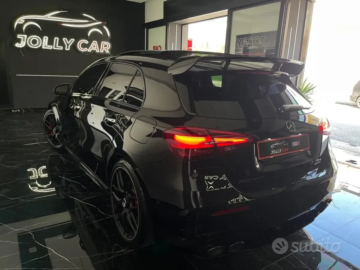 Usata Mercedes A45 AMG AMG 421 CV (309 kW) 2023 Nero Utilitaria