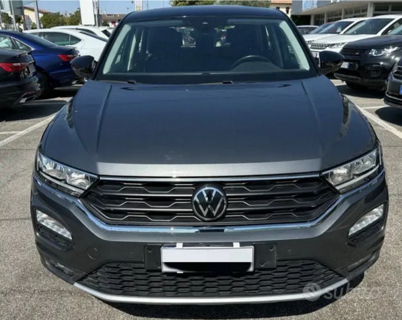 Usata VW T-Roc 116 CV (85 kW) 2019 Grigio SUV
